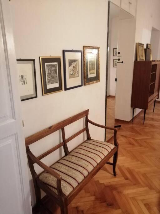 Spacious Attic Apartment Kandler Trieszt Kültér fotó